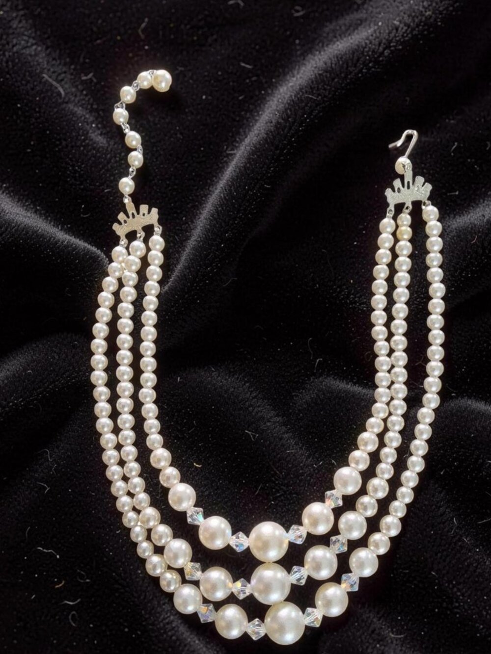 Vintage 1950s Hong Kong Triple Strand Faux Pearl Aurora Borealis Necklace